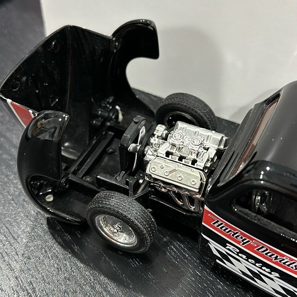 Harley-Davidson Vintage Die Cast Model Car ‘41 Willys Coupe Street Rod - Picture 7 of 13